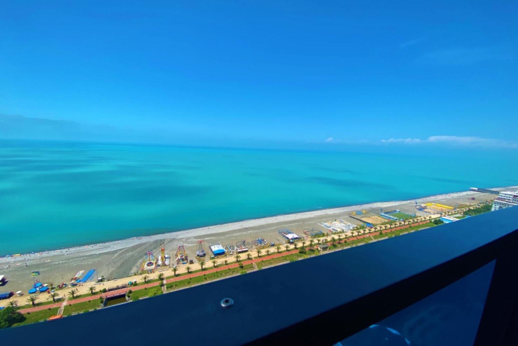 Relax And Unwind Premier Sea View Aparthotel In 바투미 외부 사진